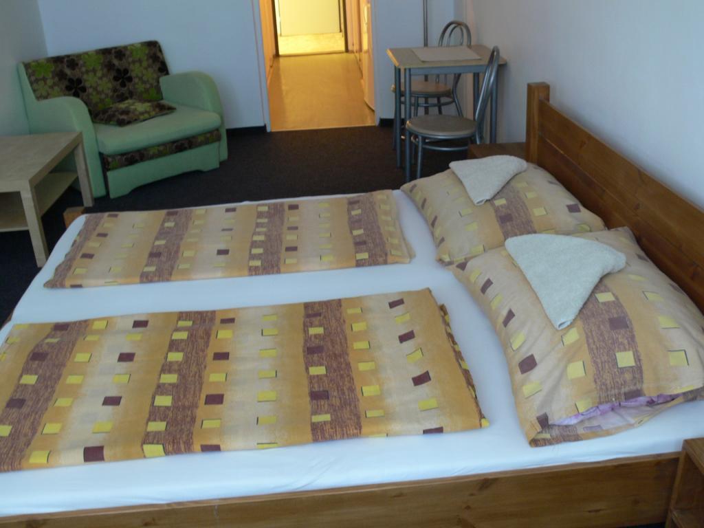Lazza Motel Brno Eksteriør billede